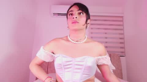 Snapshot of malaia_thompson_ chatting on 06/06/26, 11:59 malaia thompson online show from 06/06/26, 11:59