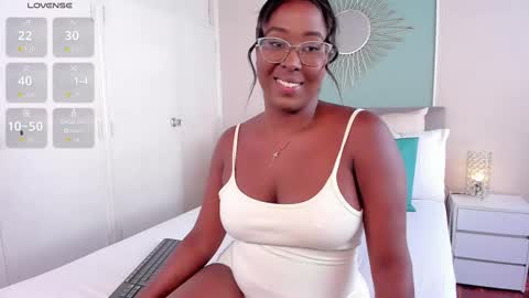 Malak Brawn online show from 10/16/25, 05:03