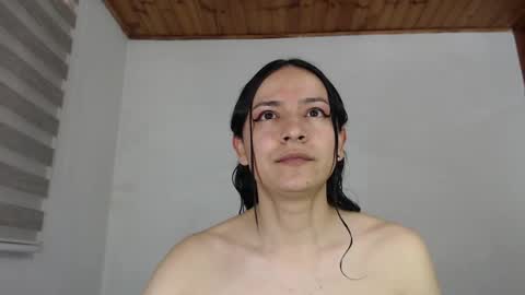 Snapshot of malasexychick chatting on 09/19/25, 01:56 Mariapau online show from 09/19/25, 01:56