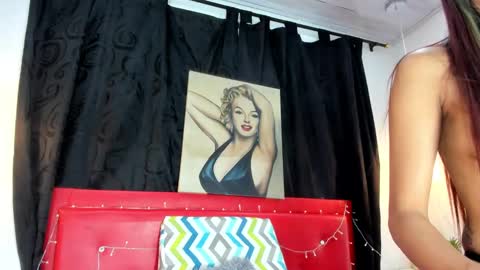 Snapshot of malayha_gray chatting on 01/20/25, 09:24 MALAYHA online show from 01/20/25, 09:24