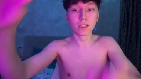 Snapshot of malcolm_yang chatting on 03/02/25, 06:08 Tom and Mark 3 online show from 03/02/25, 06:08