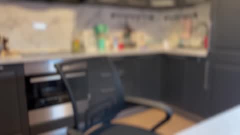 Snapshot of malcolm_yang chatting on 11/03/25, 03:35 Tom and Mark 3 online show from 11/03/25, 03:35