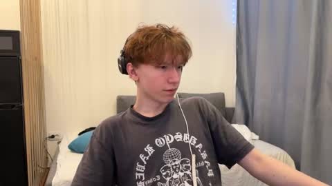 Snapshot of malcolm_yang chatting on 01/16/26, 04:11 Tom and Mark 3 online show from 01/16/26, 04:11