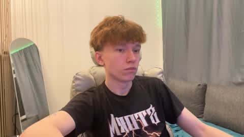 Snapshot of malcolm_yang chatting on 03/01/26, 08:11 Tom and Mark 3 online show from 03/01/26, 08:11