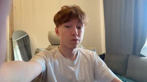 Snapshot of malcolm_yang chatting on 03/15/26, 02:34 Tom and Mark 3 online show from 03/15/26, 02:34