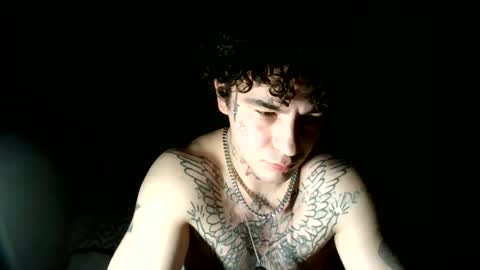 Snapshot of malcolmlow chatting on 01/25/25, 11:22 MalcolmLow online show from 01/25/25, 11:22