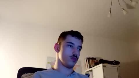 Snapshot of male20y chatting on 04/05/26, 12:08 male20y online show from 04/05/26, 12:08