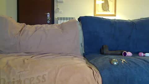 Sissy in stockings online show from 01/23/25, 07:32