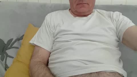 male_toy1 online show from 05/08/26, 03:06