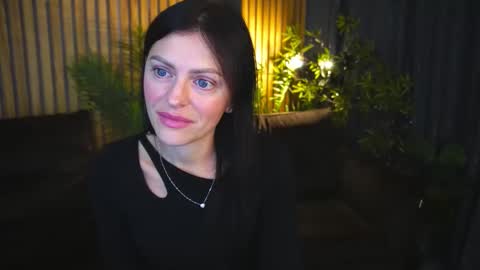 Snapshot of maleficentcrown chatting on 11/03/25, 08:26 maleficentcrown online show from 11/03/25, 08:26