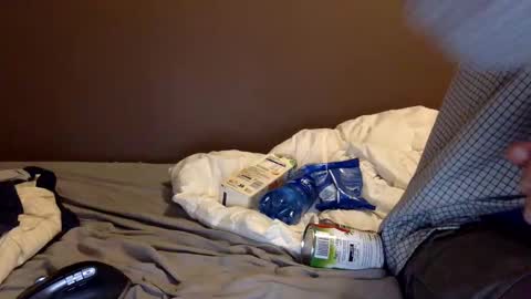 malefrench1 online show from 12/18/25, 06:47