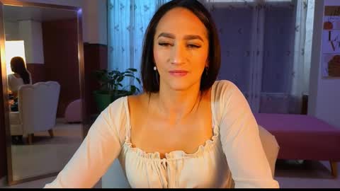 Snapshot of malen_fitnessmilf chatting on 10/23/25, 11:42 malen_fitnessmilf online show from 10/23/25, 11:42