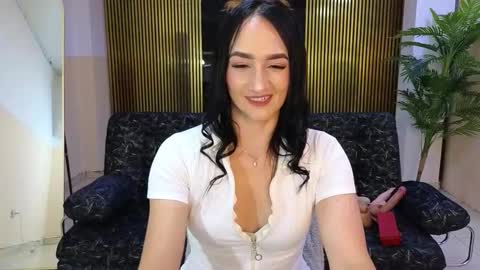 Snapshot of malen_fitnessmilf chatting on 02/13/26, 12:12 malen_fitnessmilf online show from 02/13/26, 12:12