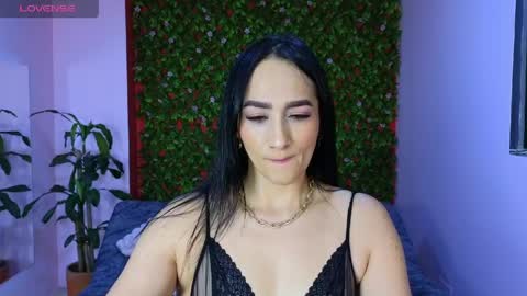 Snapshot of malen_fitnessmilf chatting on 04/08/26, 11:43 malen_fitnessmilf online show from 04/08/26, 11:43