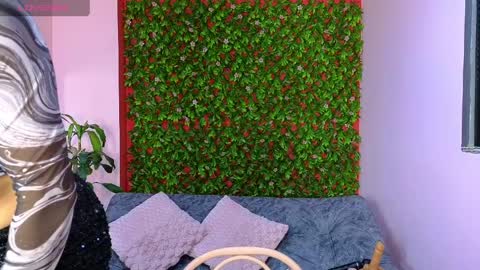 Snapshot of malen_fitnessmilf chatting on 04/09/26, 11:48 malen_fitnessmilf online show from 04/09/26, 11:48