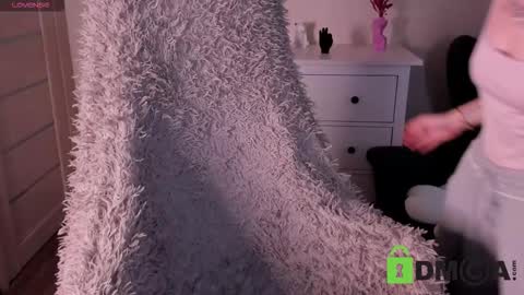 Malena online show from 10/10/25, 09:19