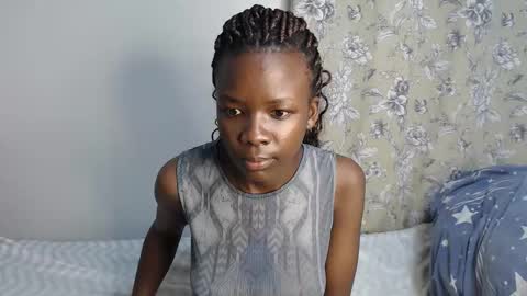 lati online show from 12/22/25, 12:02