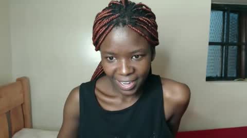 lati online show from 02/04/26, 01:00