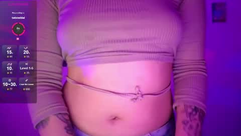 Snapshot of malicia_witch_ chatting on 05/13/26, 04:32 Mar Alicia Rosie v A L I C I A W I T C - Meg Cherie online show from 05/13/26, 04:32
