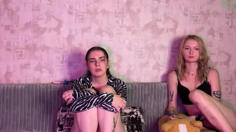 Snapshot of maliinka chatting on 09/20/25, 07:04 Malinka online show from 09/20/25, 07:04