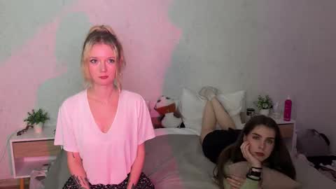 Snapshot of maliinka chatting on 10/05/25, 06:28 Malinka online show from 10/05/25, 06:28