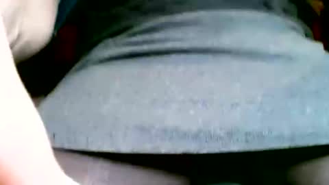Snapshot of malincik chatting on 01/05/25, 02:38 HornyJohny online show from 01/05/25, 02:38