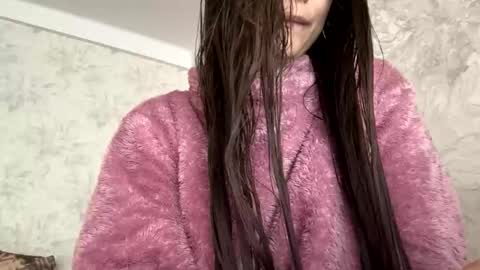 Snapshot of malinka_sweet19 chatting on 09/16/25, 06:25 malinka_sweet19 online show from 09/16/25, 06:25