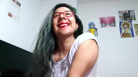 Snapshot of malishka_fox chatting on 09/30/25, 04:06 Malishka  online show from 09/30/25, 04:06