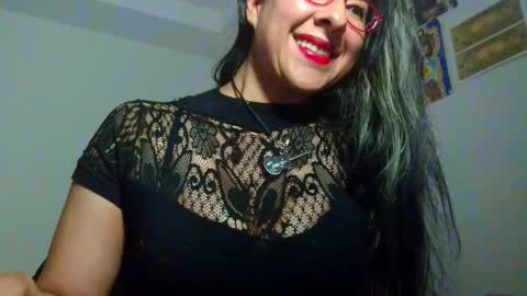 Malishka  online show from 12/16/25, 04:17