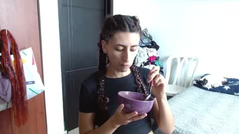 Malita online show from 01/04/25, 02:35