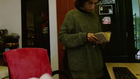 Malita online show from 11/16/25, 04:18