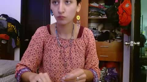 Snapshot of malitamuymal22 chatting on 04/16/26, 01:39 Malita online show from 04/16/26, 01:39