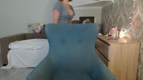 mallinia online show from 11/23/25, 10:15