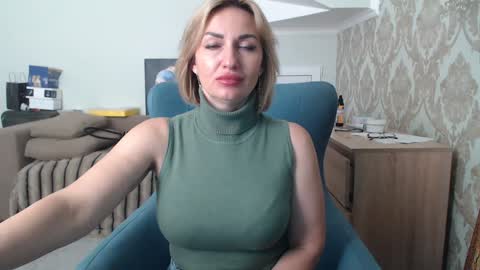 mallinia online show from 04/14/26, 10:43