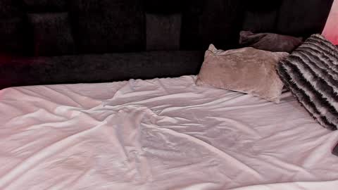 mallory_dietlinde online show from 02/06/25, 08:29