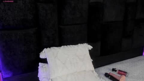 mallory_dietlinde online show from 09/26/25, 01:42