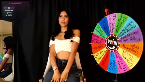 Snapshot of mallory_dietlinde chatting on 06/25/26, 02:11 mallory_dietlinde online show from 06/25/26, 02:11