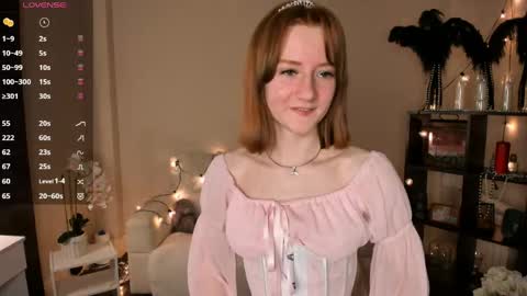 Snapshot of mallorygray chatting on 04/28/26, 03:50 Lilit online show from 04/28/26, 03:50