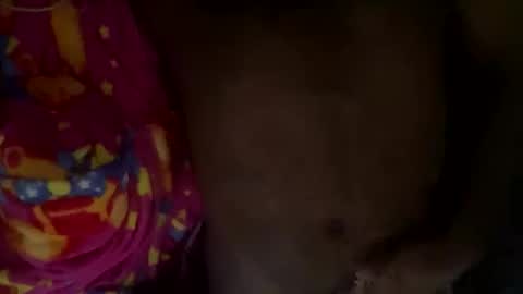 Snapshot of mallubulldick chatting on 11/20/25, 10:37 Mallubull online show from 11/20/25, 10:37