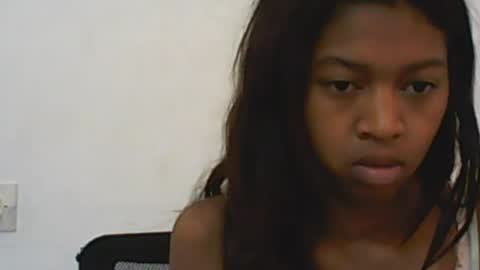 Snapshot of malluna4 chatting on 07/23/26, 06:33 Malluna online show from 07/23/26, 06:33