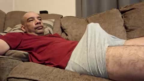 Snapshot of mallyg79 chatting on 11/11/25, 04:40 mallyg79 online show from 11/11/25, 04:40