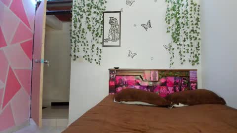 Snapshot of malori_tempest chatting on 02/11/25, 02:46 malori tempest online show from 02/11/25, 02:46