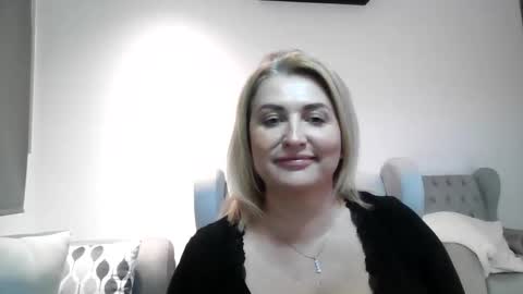 malorine online show from 11/20/25, 04:40