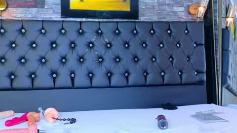 Snapshot of malory_cortez1 chatting on 04/22/26, 03:42 malory_cortez1 online show from 04/22/26, 03:42