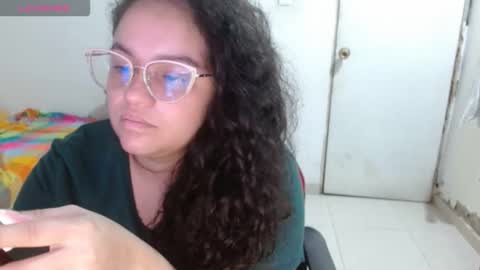 MI INSTAGRAM soy glory01 online show from 09/15/25, 09:42