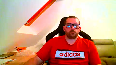 Snapshot of malou2927 chatting on 12/01/24, 08:20 breton online show from 12/01/24, 08:20