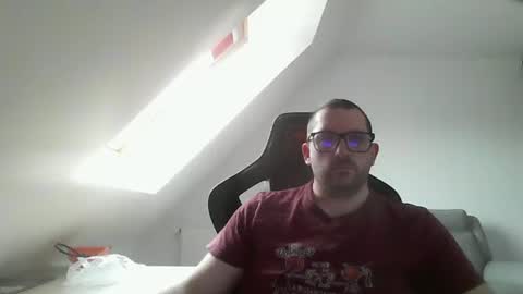 Snapshot of malou2927 chatting on 12/02/24, 09:35 breton online show from 12/02/24, 09:35