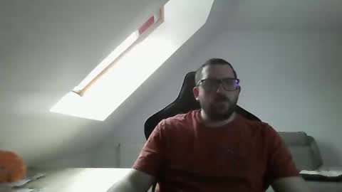 Snapshot of malou2927 chatting on 12/28/24, 08:58 breton online show from 12/28/24, 08:58