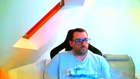 Snapshot of malou2927 chatting on 01/02/25, 08:13 breton online show from 01/02/25, 08:13