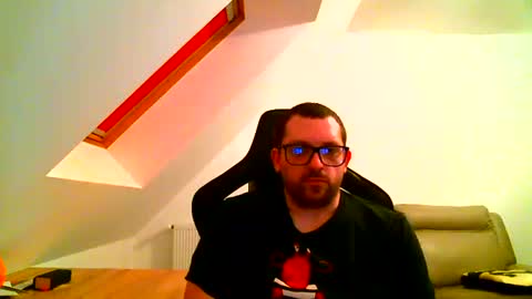 Snapshot of malou2927 chatting on 01/04/25, 08:27 breton online show from 01/04/25, 08:27